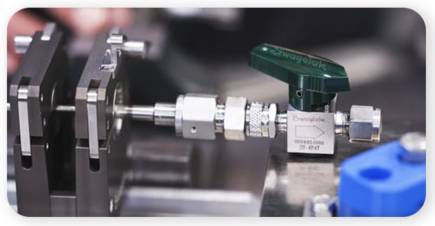 Orbital Welding with the M200 Orbital Welder from Swagelok